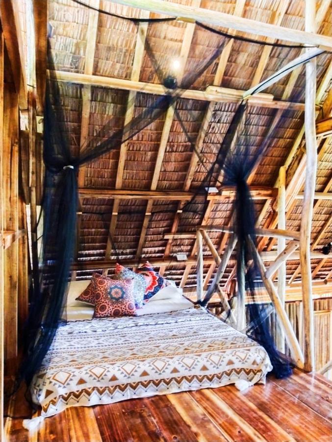 Barya Lang Villa- Native Villa With Jeepney Room El Nido Buitenkant foto